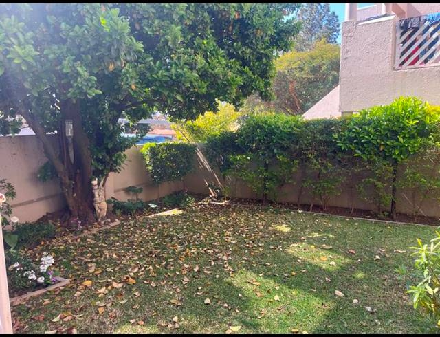 2 BEDROOM PROPERTY TO RENT IN SANDTON CBD